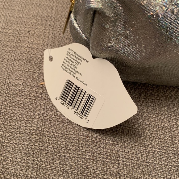 NWT Iridescent Sparkle Cosmetic Bag Zipper Bag - Picture 3 of 13